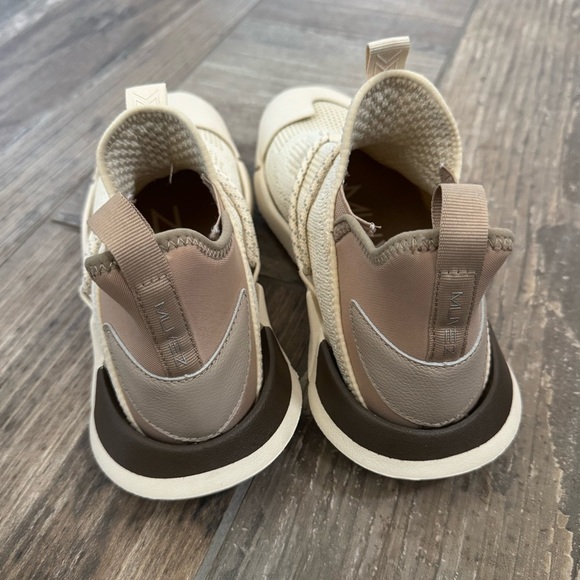 MUVEZ Dual Sole Indoor Outdoor Slippers Women’s 8 Men’s 7 - Picture 6 of 10